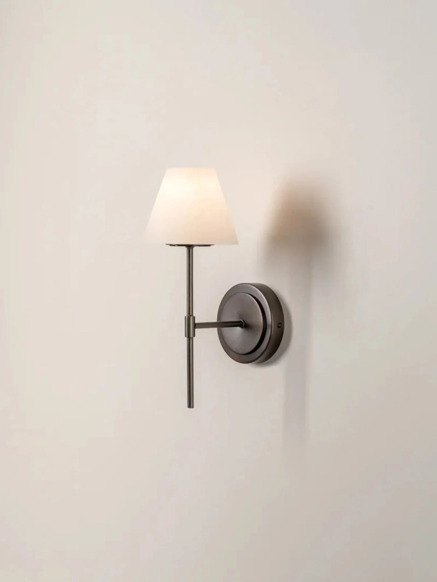Alvoro Wandlamp